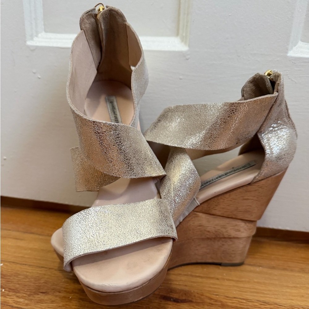DVF platform wedge - Picture 3 of 8